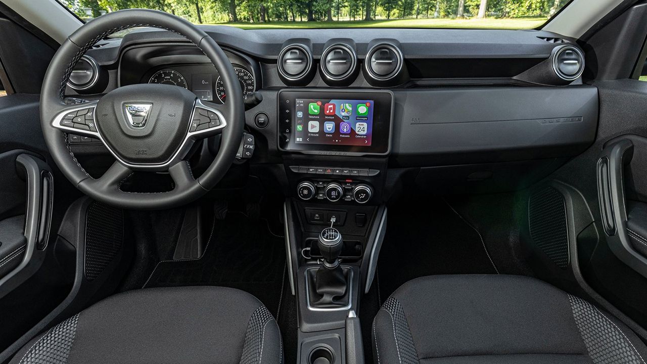 Dacia Duster 2022 - interior