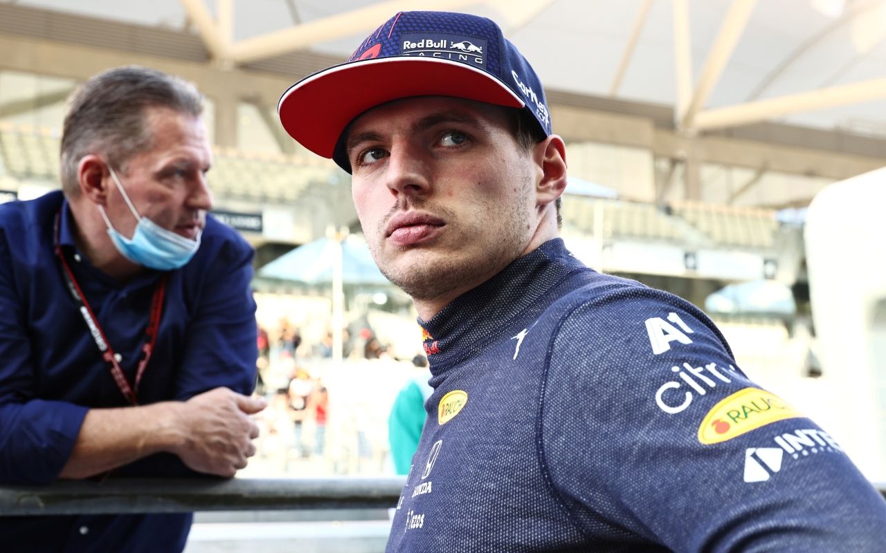 Masi amenaza con quitarle puntos a Verstappen si provoca un accidente