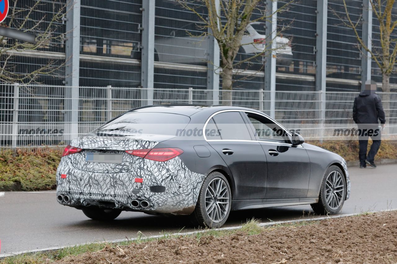 Foto espía Mercedes-AMG C 43 Berlina 2022 - exterior