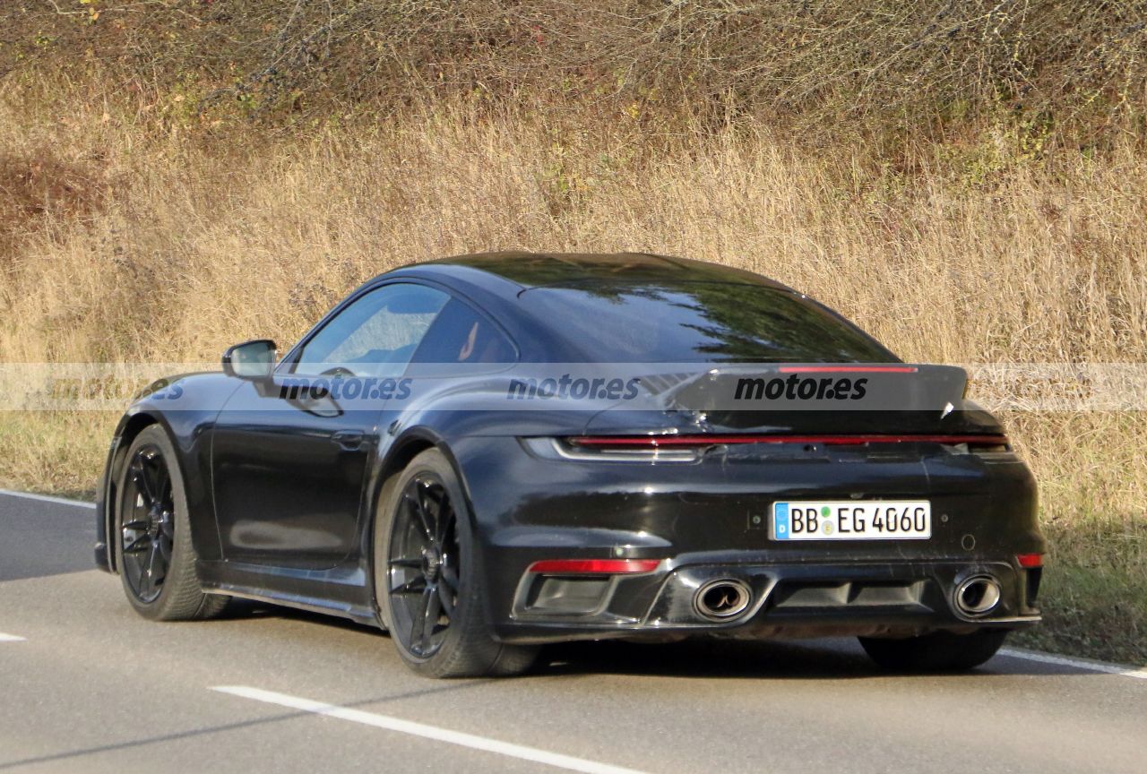 Foto espía Porsche 911 Sport Classic 2022 - exterior