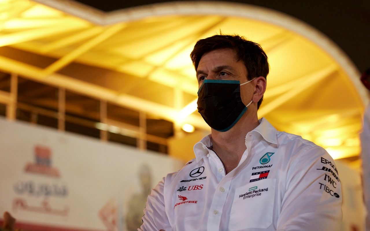 Toto Wolff, desatado: robo, integridad, ira, inconsistencia, injusticia…