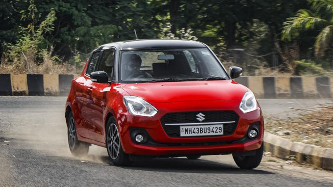 India - Noviembre 2021: El Suzuki Swift regresa al podio