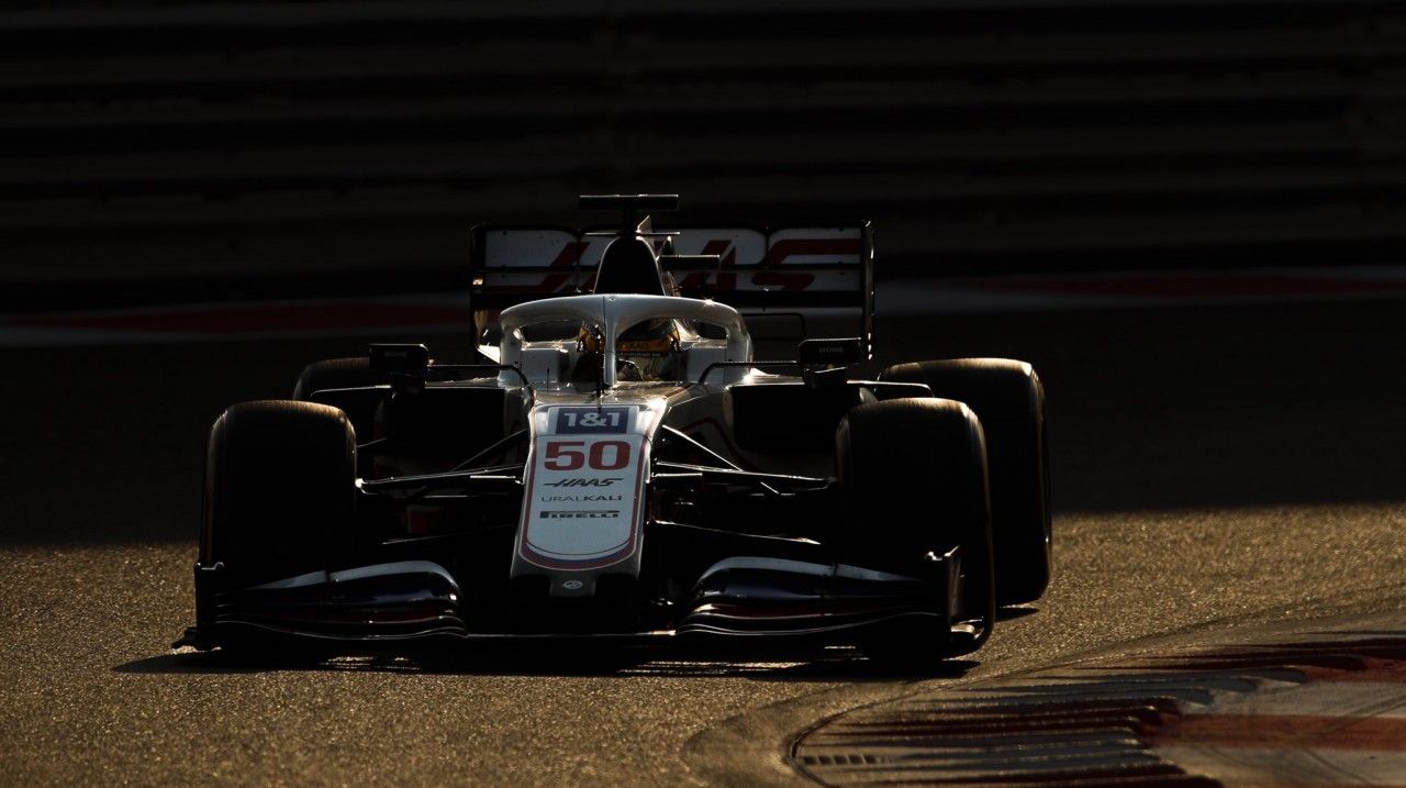 Shwartzman marca el ritmo en el segundo día de test en Abu Dhabi