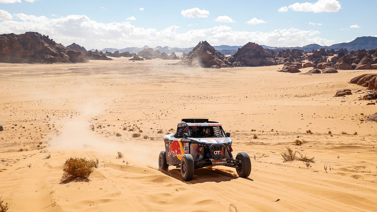 El descenso de los cielos a los infiernos del Dakar de Seth Quintero