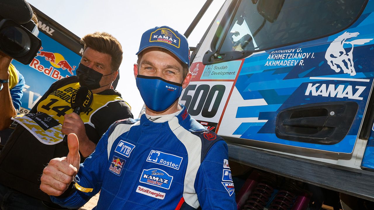 Dmitry Sotnikov confirma su condición de zar de KAMAZ en el Dakar