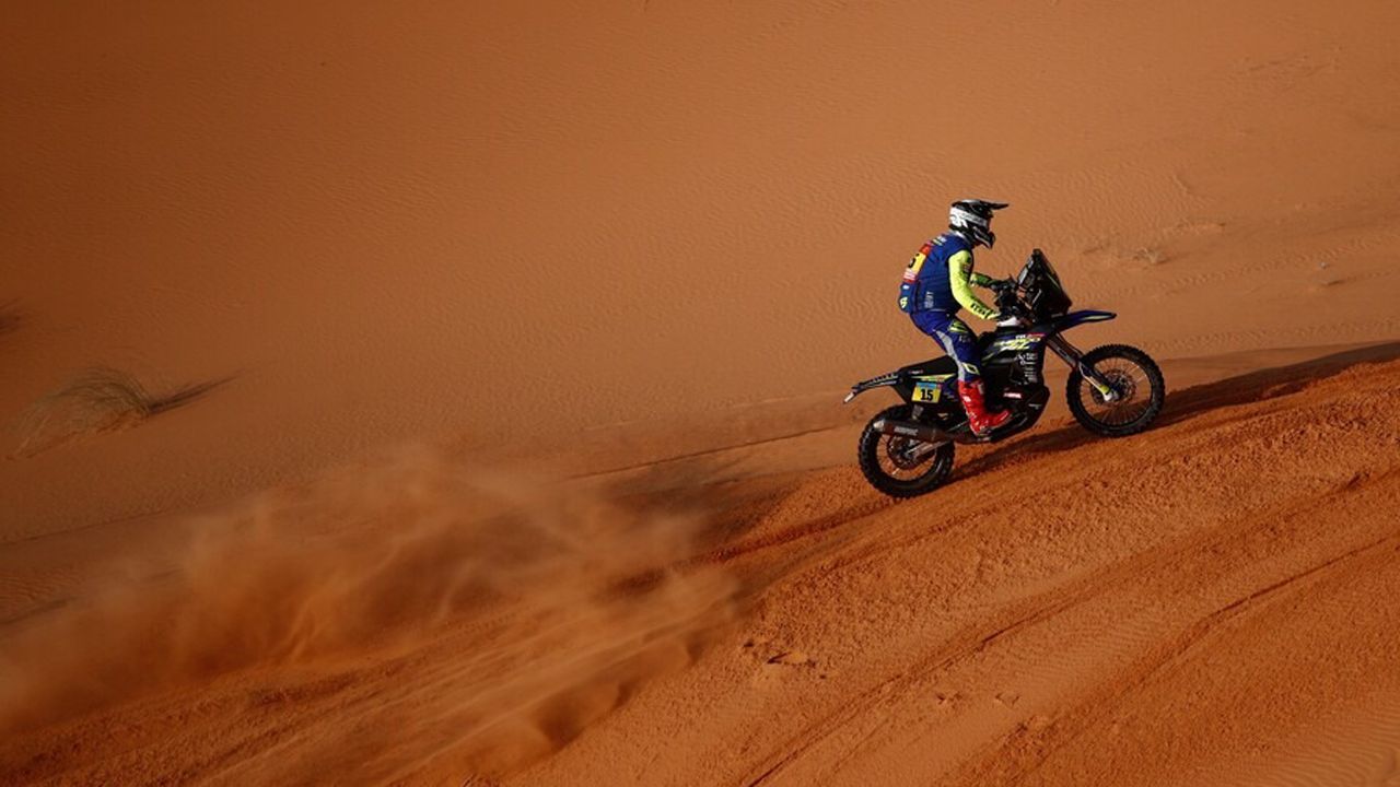 Los españoles cierran la primera semana del Dakar con ánimo de remontar