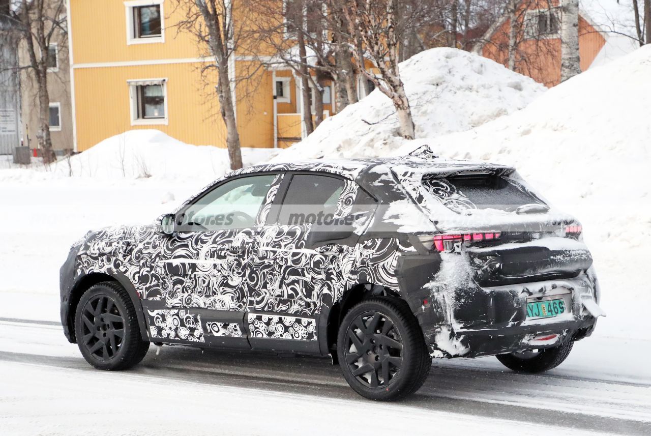 Foto espía mula del nuevo FIAT B-SUV 2022 - exterior