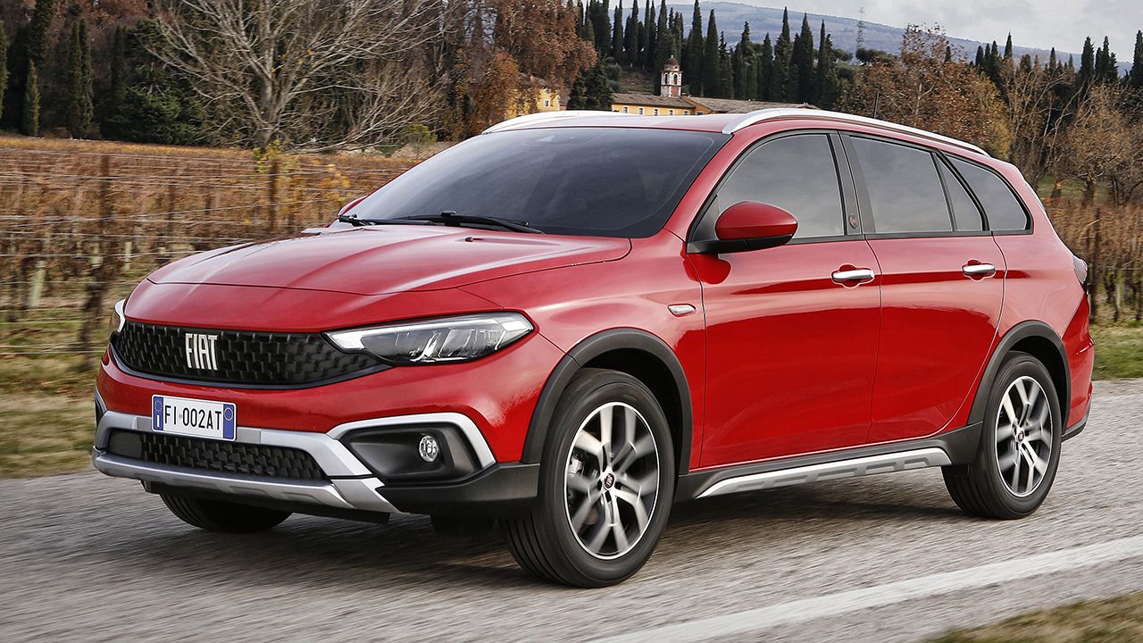 El nuevo FIAT Tipo Cross Station Wagon se presenta de la mano de la edición especial RED