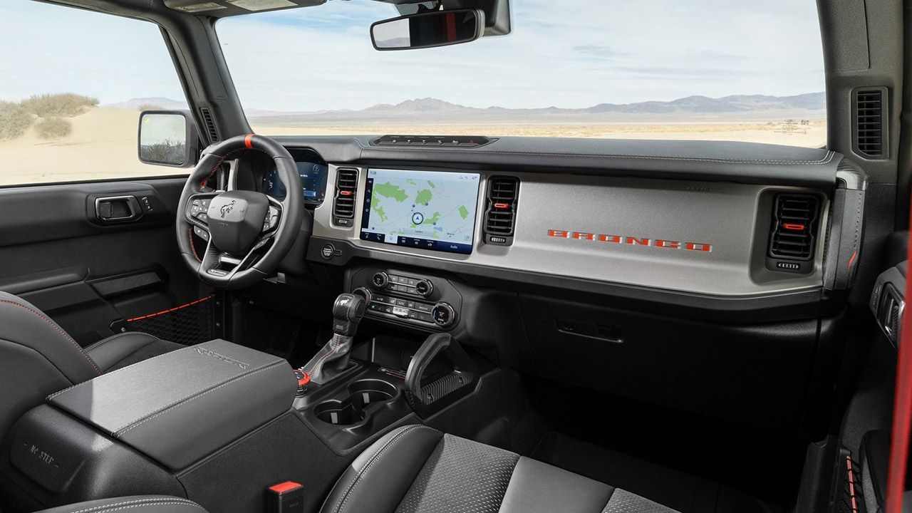 Ford Bronco Raptor - interior