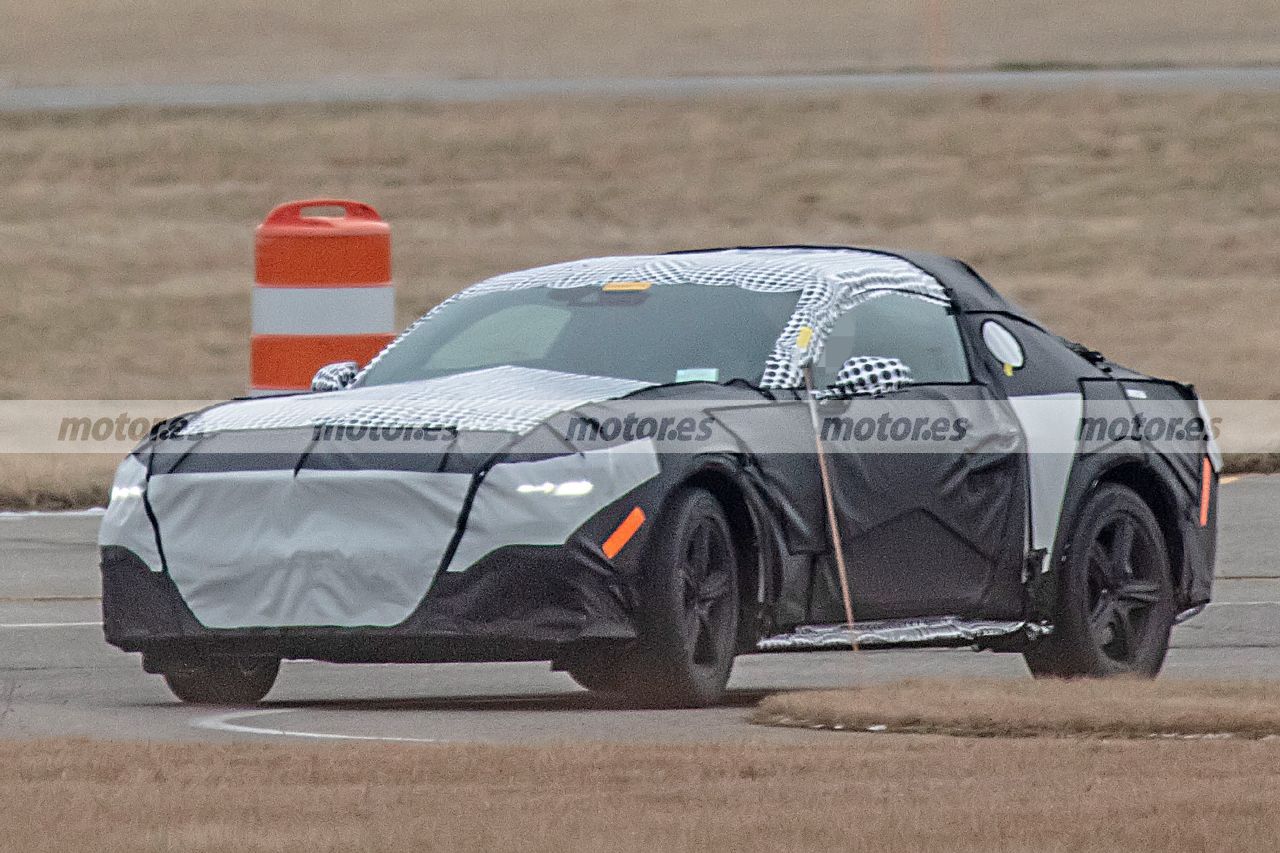 Cazado el Ford Mustang S650 2024, primeras fotos espía de la séptima generación