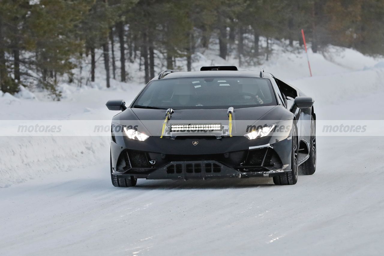 El Lamborghini Huracán Sterrato 2023 será una realidad, al detalle en estas fotos espía