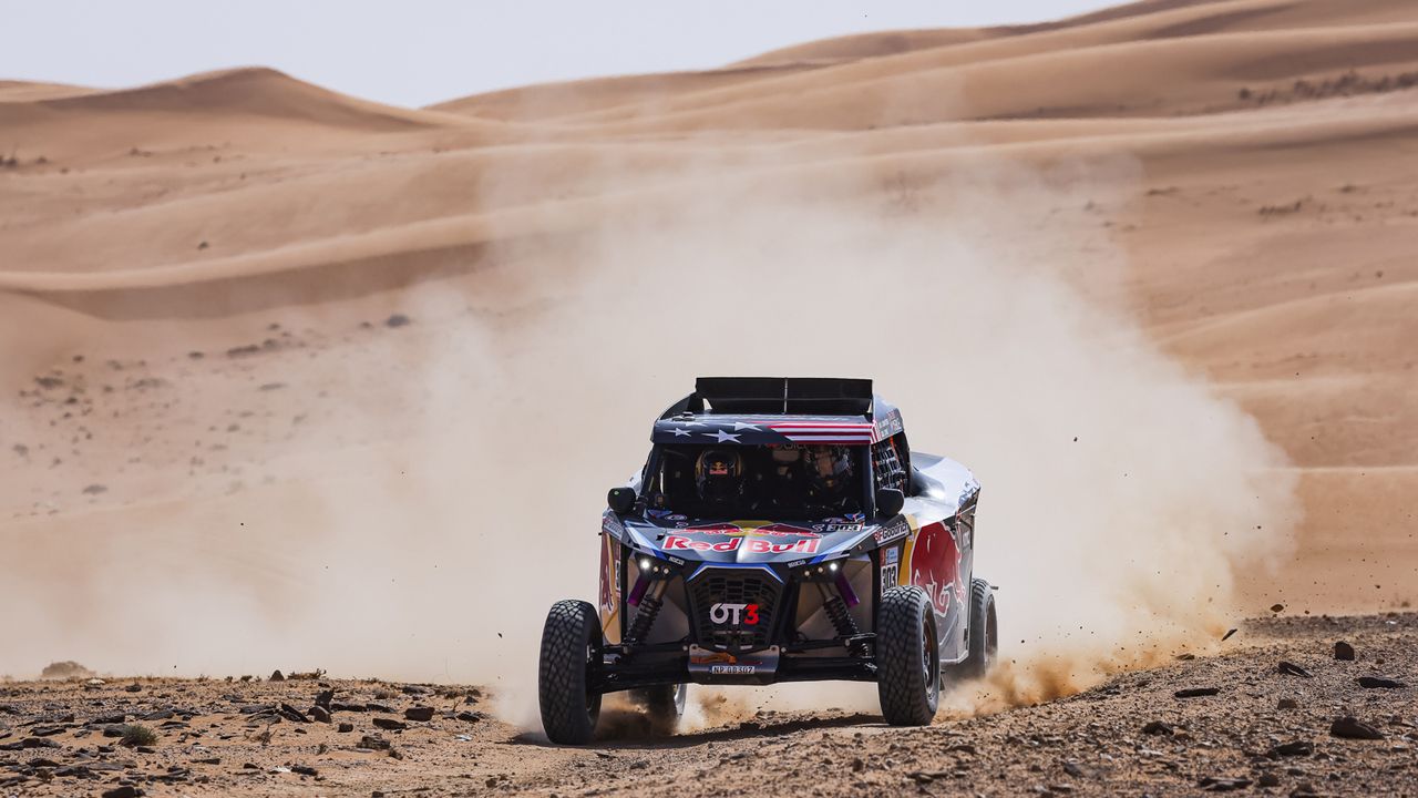 Loeb gana la séptima especial y recorta cinco minutos a Al-Attiyah