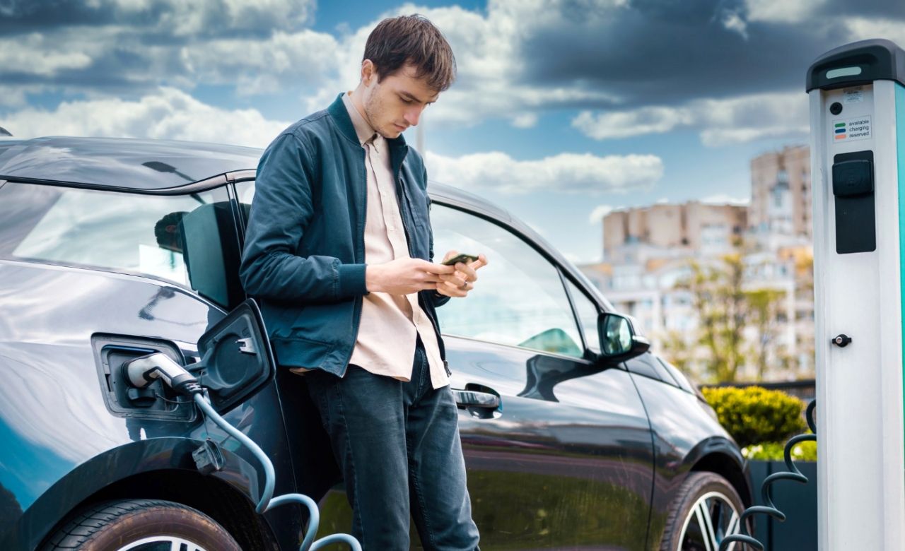 La OCU elige los mejores coches eléctricos del mercado