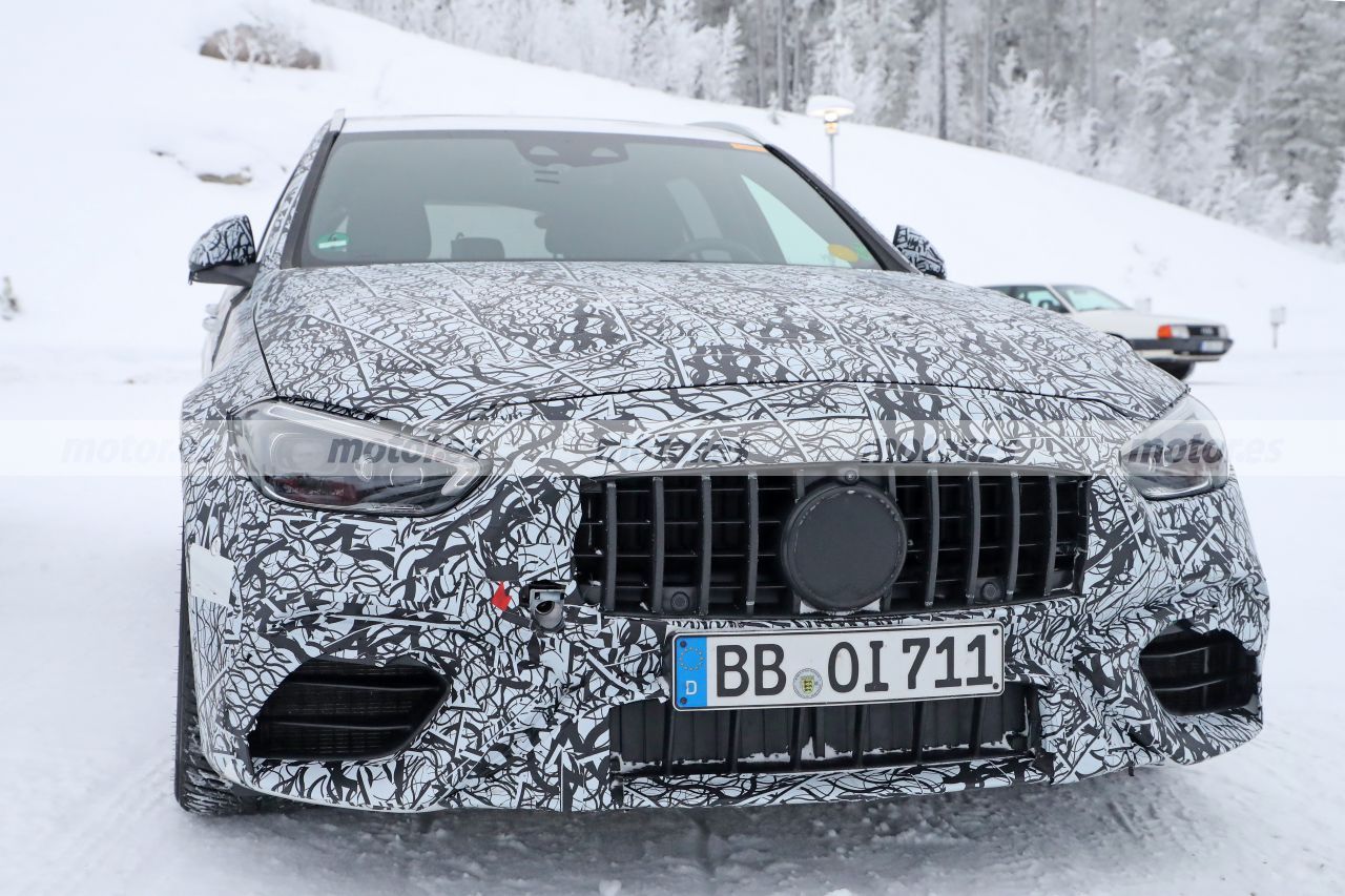 El nuevo Mercedes-AMG C 63 Estate 2023 descubre su lujoso interior en estas fotos