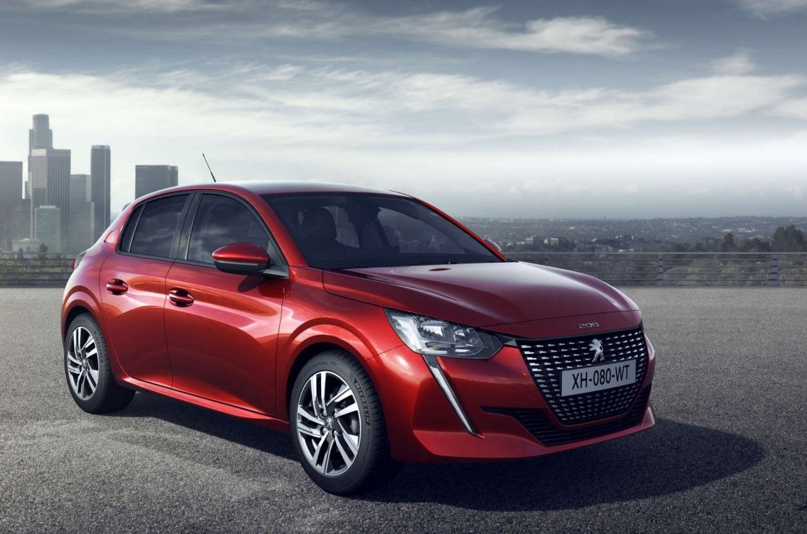 El Peugeot 208 estrena 2022 con sencillas novedades para el interior