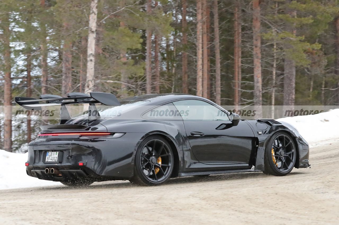 Foto espía Porsche 911 GT3 RS 2022 - exterior