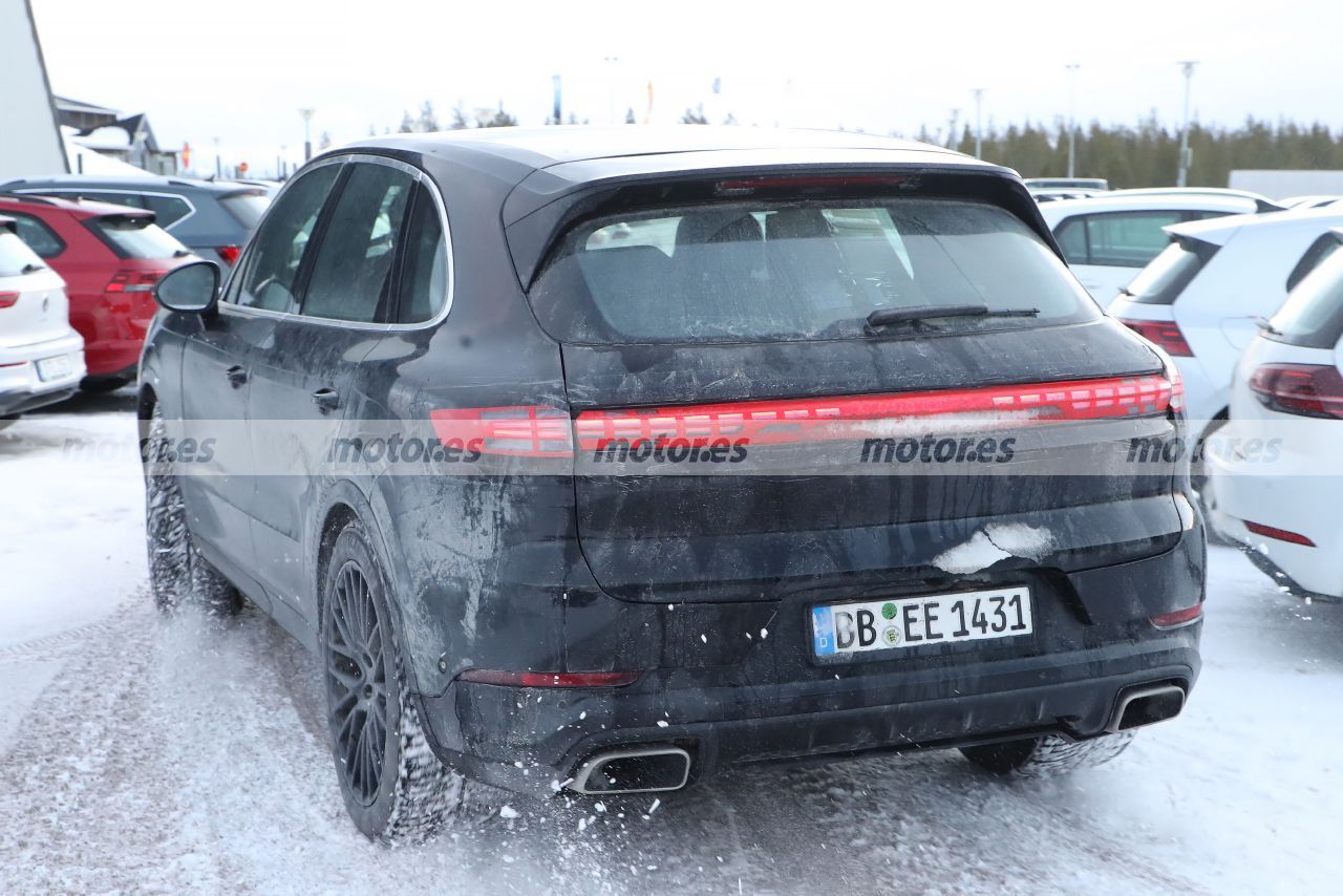 Foto espía Porsche Cayenne Facelift 2023 - exterior