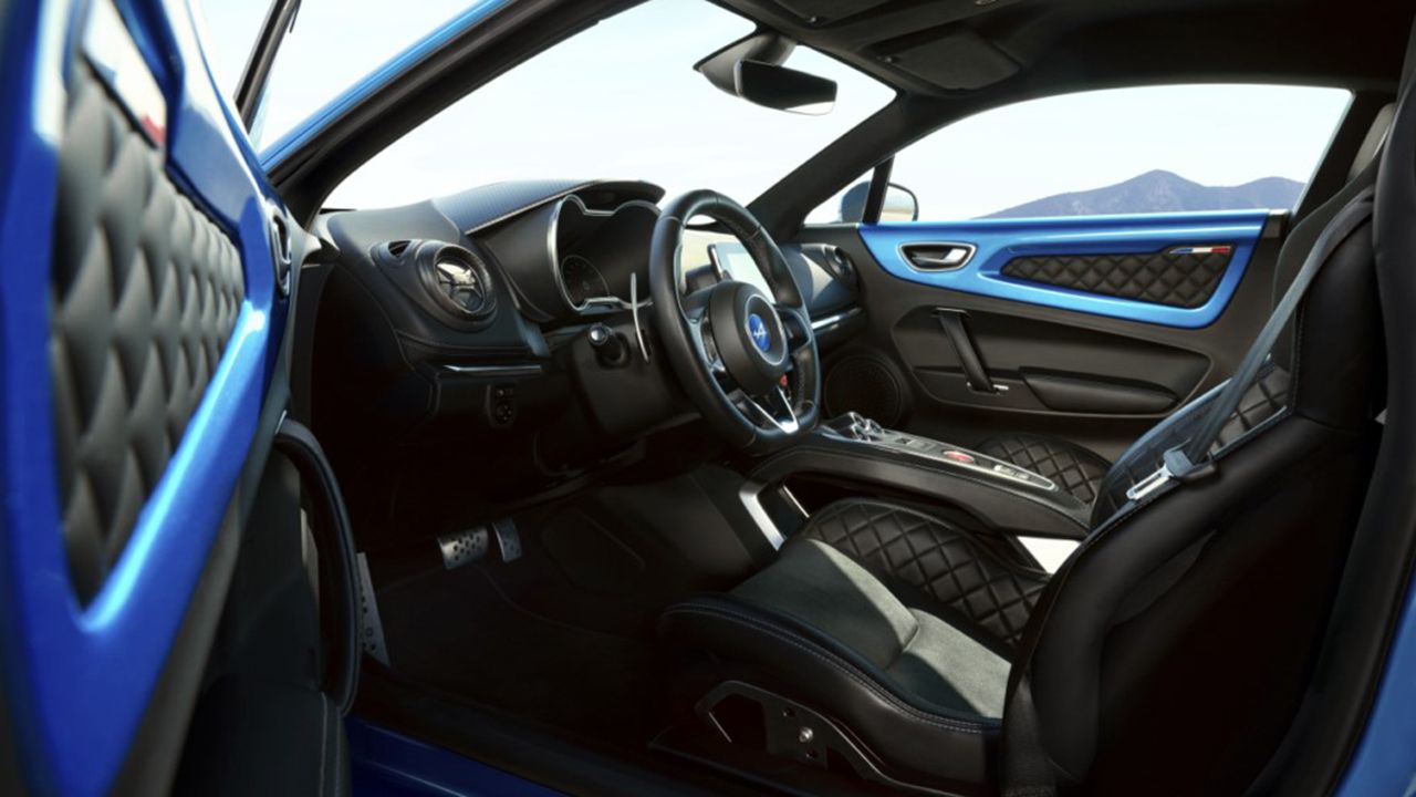 Alpine A110 2022 - interior