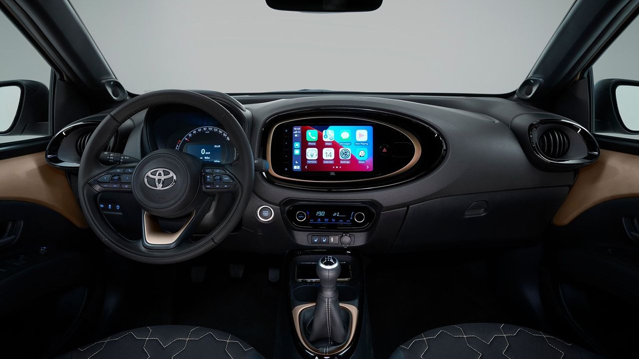 Toyota Aygo X Cross - interior