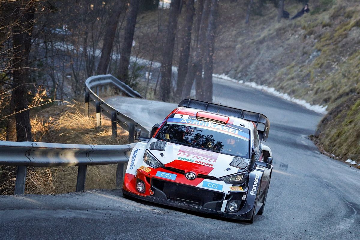 Sébastien Ogier toma el liderato del Montecarlo en la 'masacre' de Hyundai