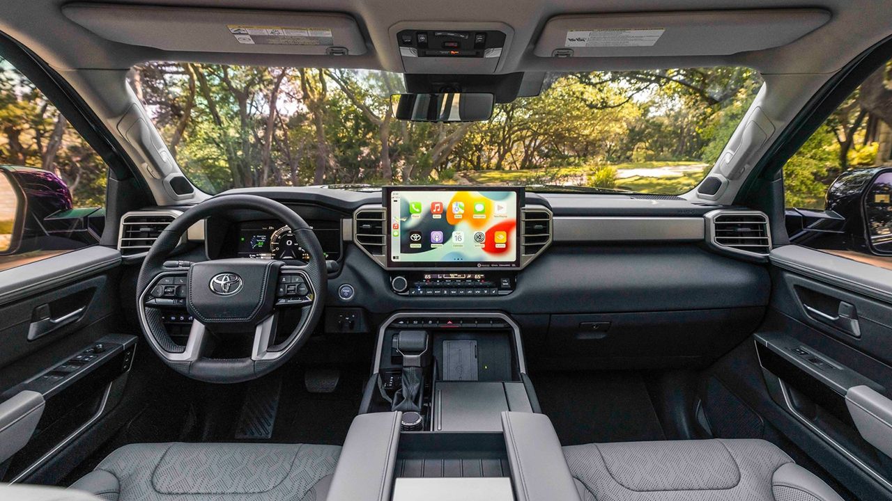 Toyota Sequoia 2023 - interior