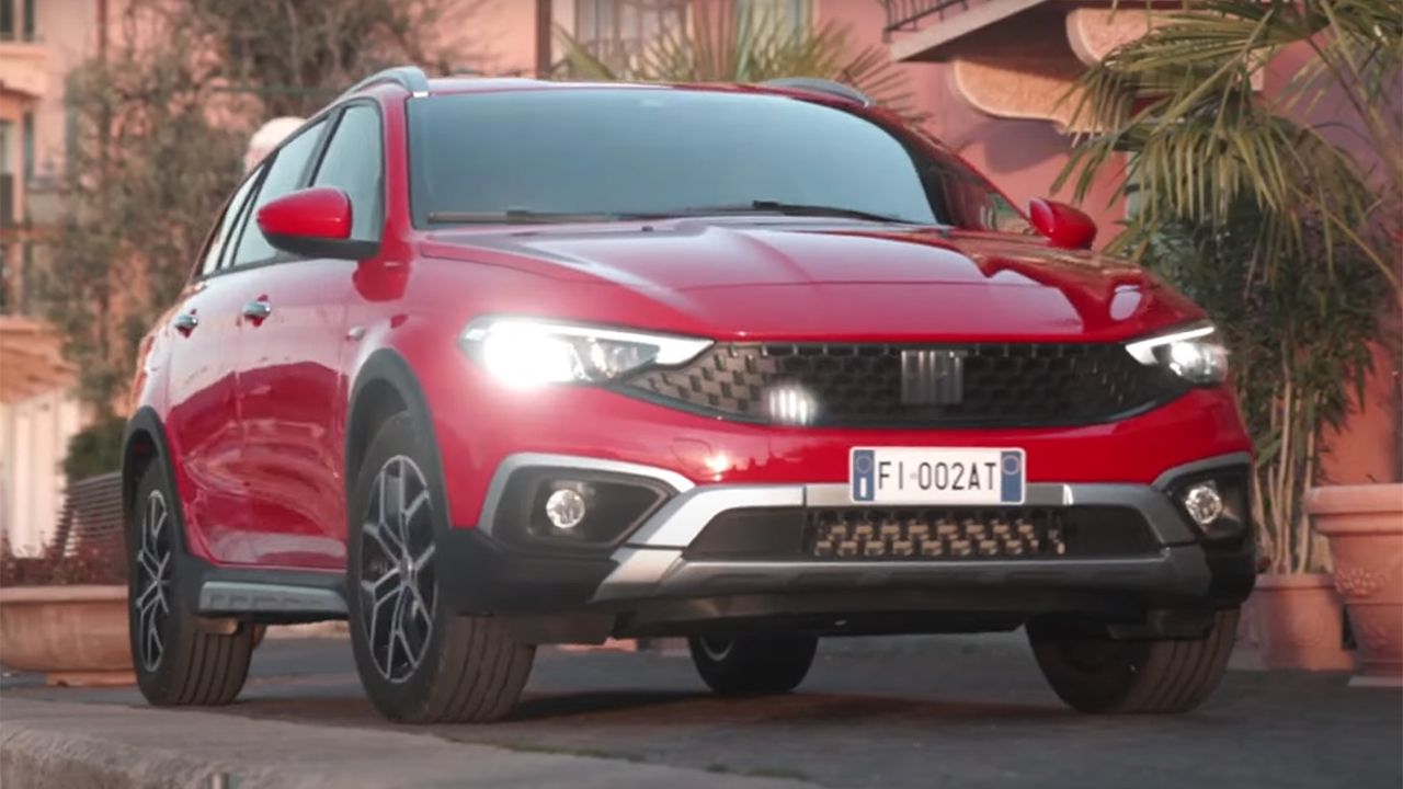 FIAT Tipo Cross Station Wagon