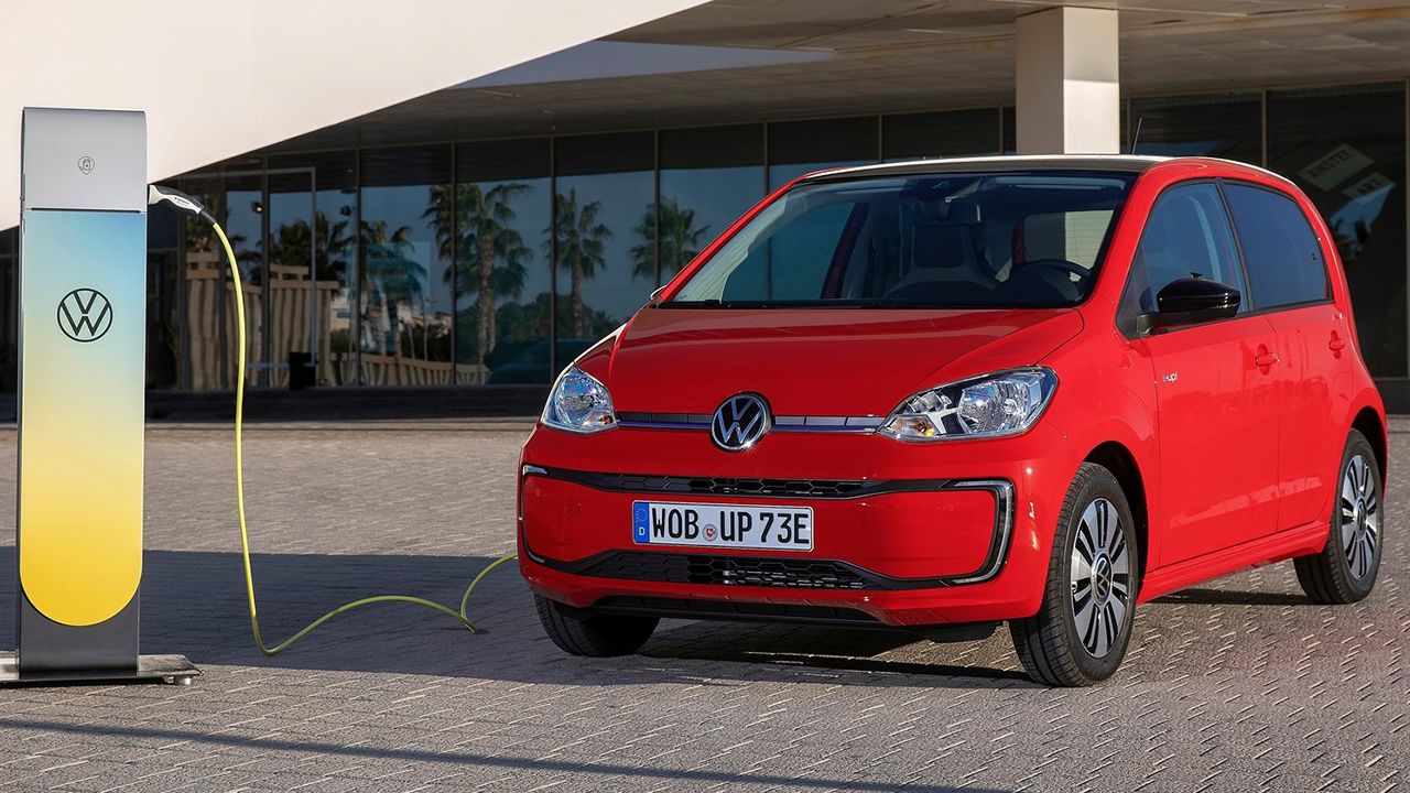 La demanda de coches eléctricos baratos permite al Volkswagen e-up! seguir con vida