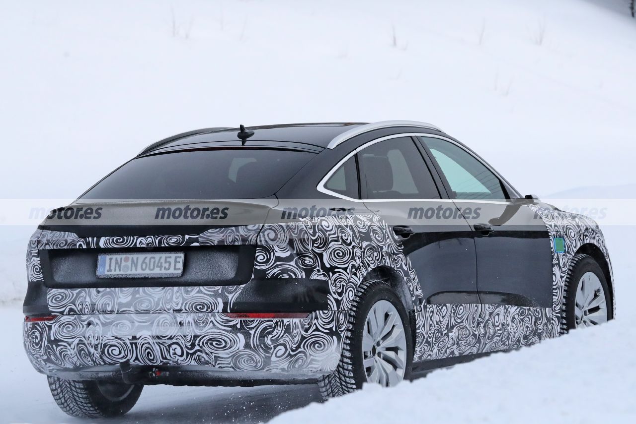 Foto espía Audi e-tron Sportback Facelift 2023