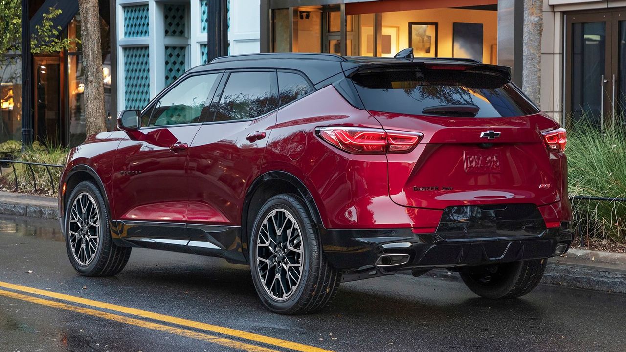 Chevrolet Blazer 2023 - posterior