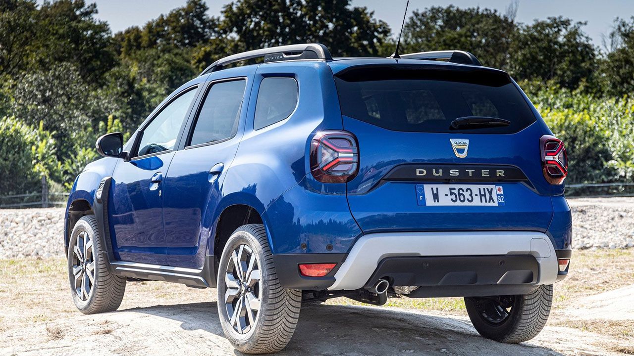 Dacia Duster - posterior