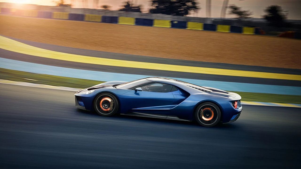 Ford GT - lateral