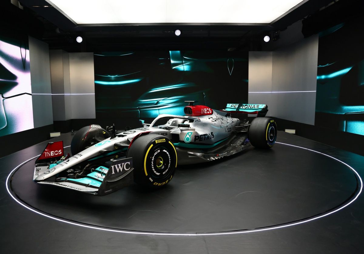 Todas las fotos del Mercedes W13 de Hamilton y Russell