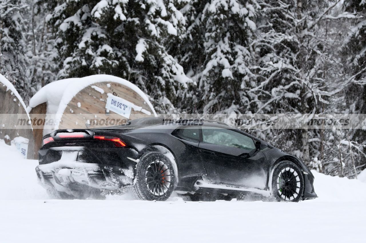 Fotos espía Lamborghini Huracán Sterrato 2023