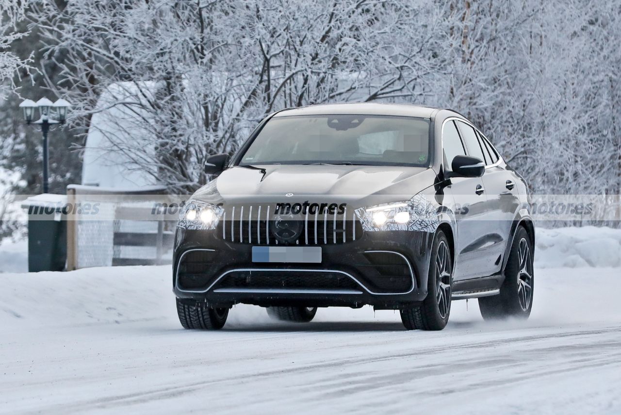 El actualizado Mercedes-AMG GLE 63 Coupé Facelift 2023 muestra su interior