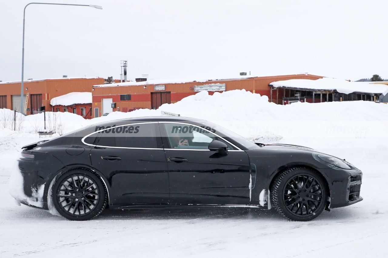 Foto espía Porsche Panamera 2024