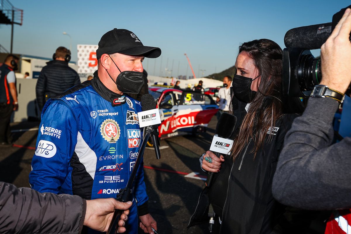 Tomás Enge, ex piloto de Fórmula 1, busca su 'wild card' en el WTCR