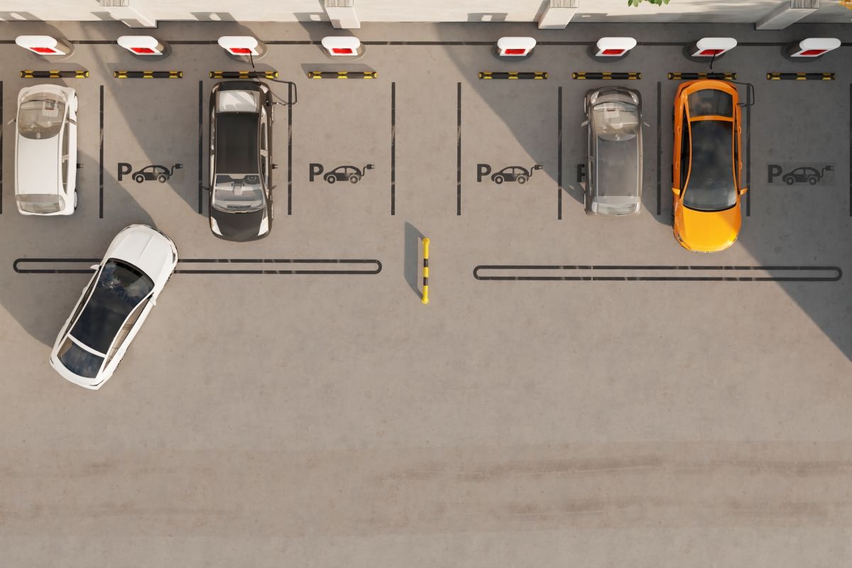 Aprobado el mapa oficial de puntos de recarga para coches eléctricos; 100.000 en 2023