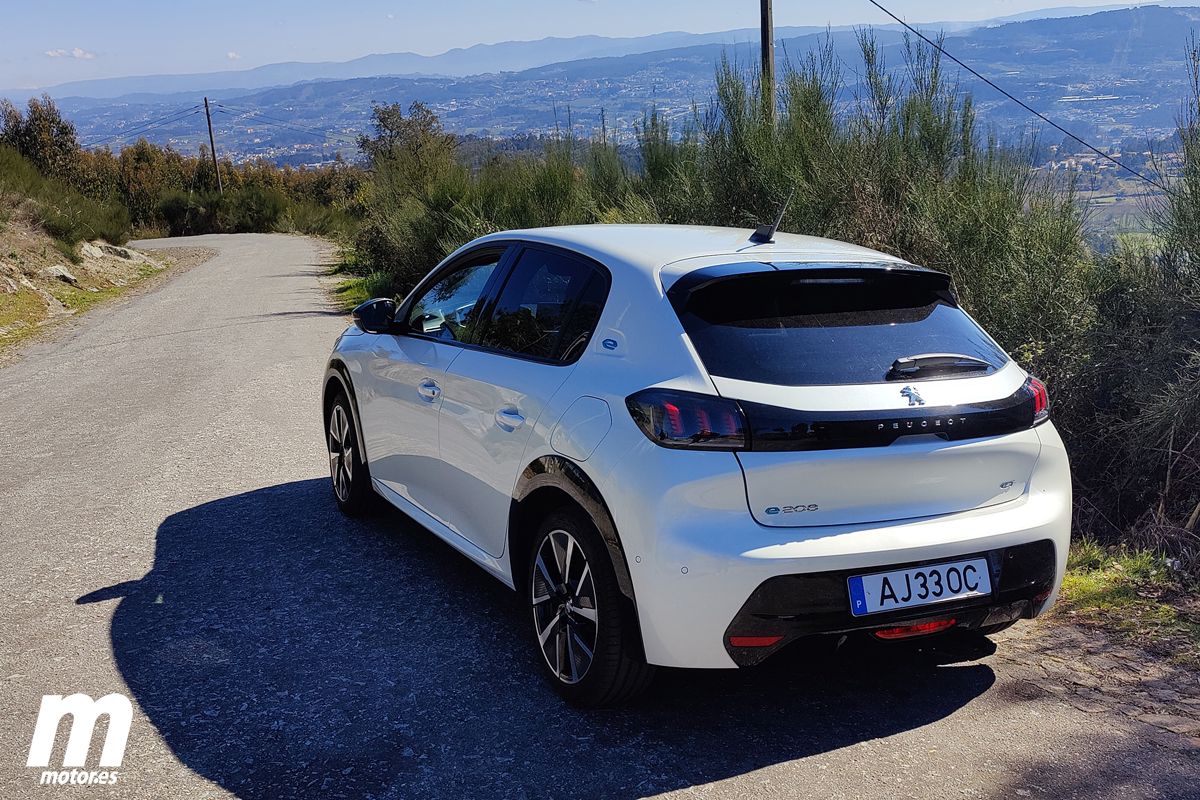 Conocemos de primera mano el Peugeot 208 Rally4 en la sede de Sports&You