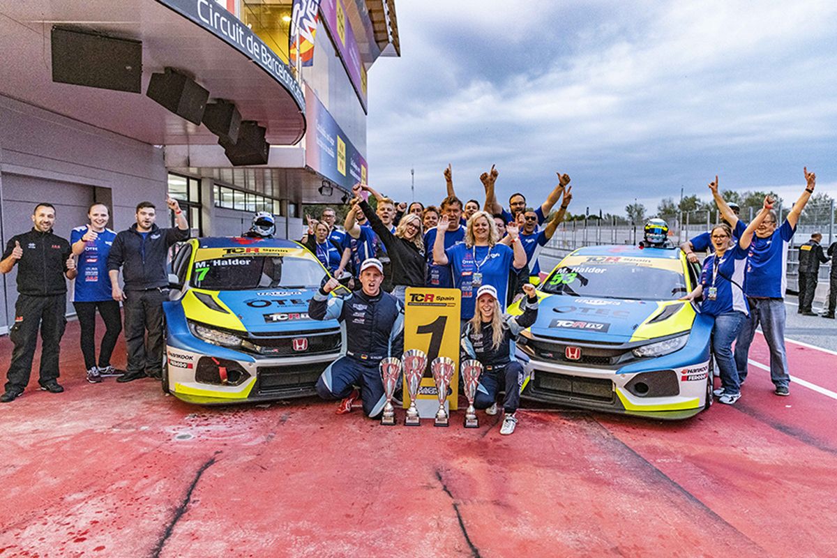 Los hermanos Halder todavía guardan la esperanza de llegar al WTCR