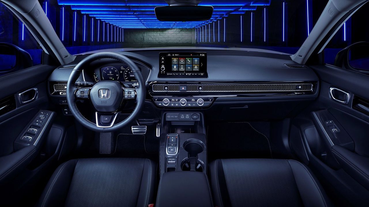 Honda Civic e:HEV - interior