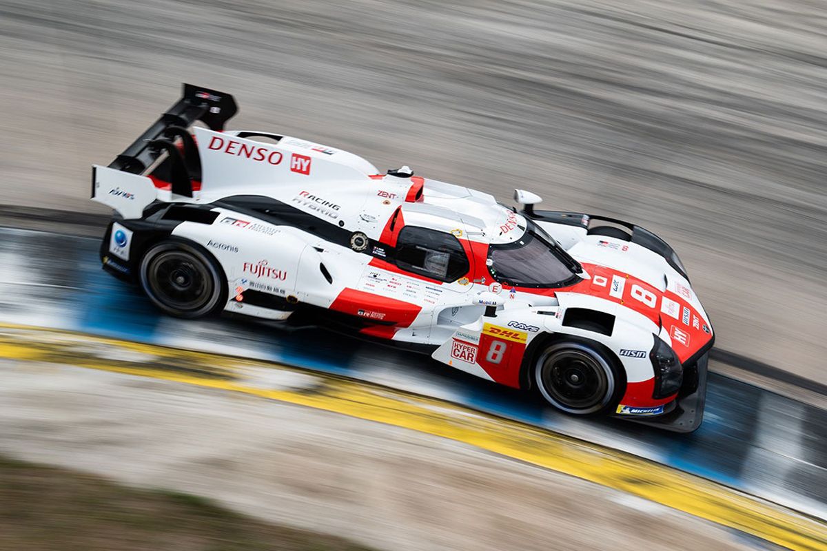 Los LMP2 mandan en un atípico Prólogo del WEC marcado por la lluvia