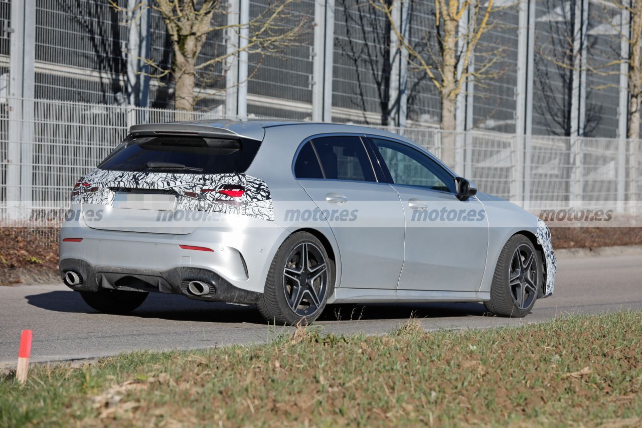 Fotos espía Mercedes-AMG A 35 Facelift 2022