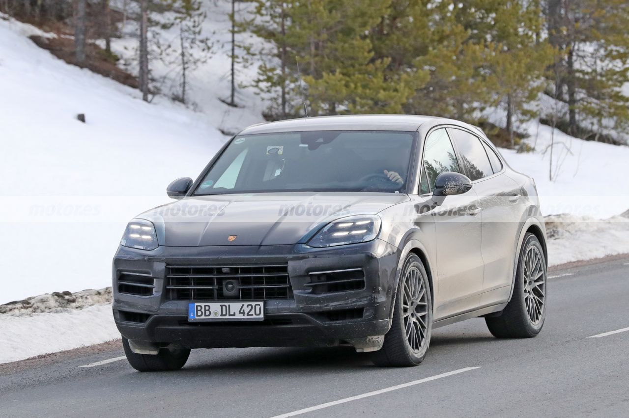 El Porsche Cayenne Coupé Facelift 2023 da un paso adelante en las pruebas de invierno