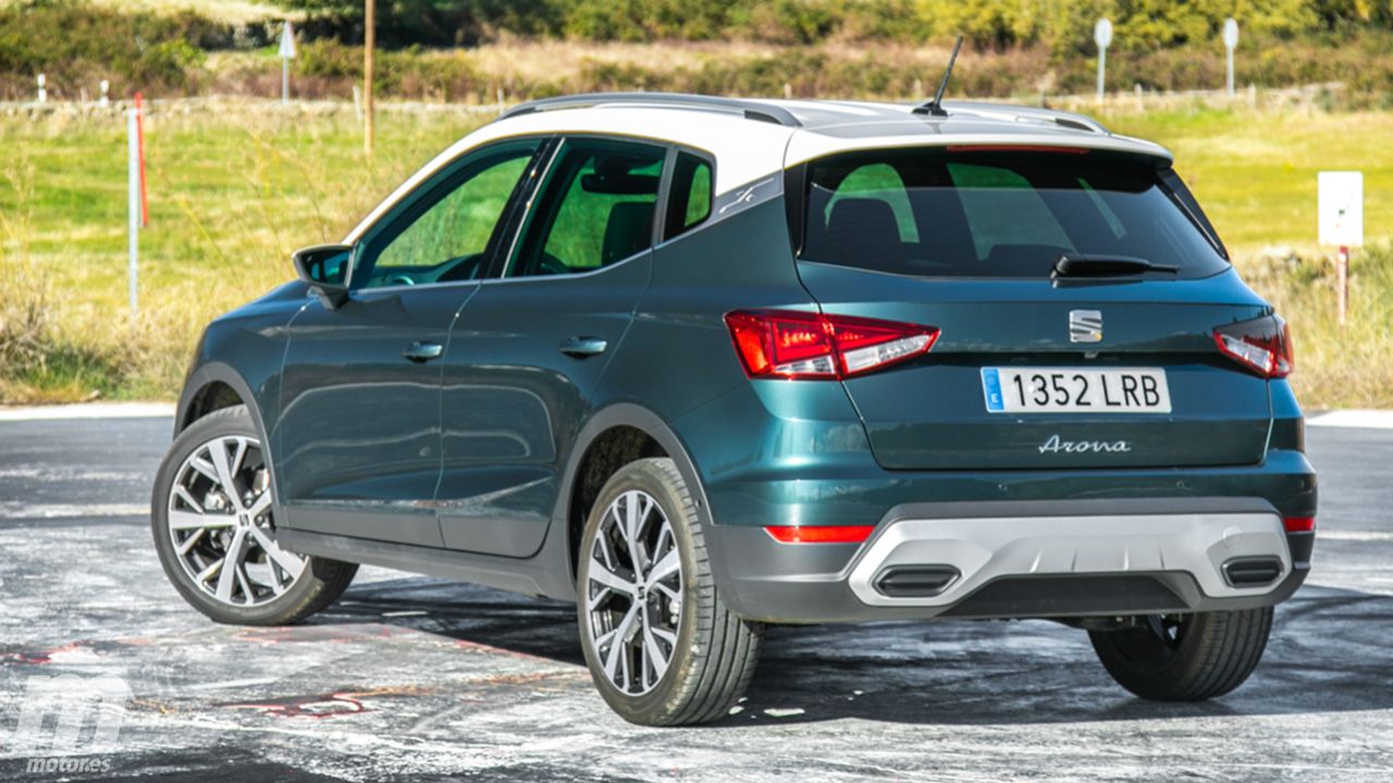 SEAT Arona - posterior