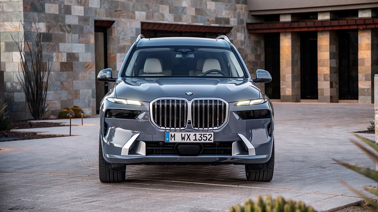 BMW X7 2022 - frontal