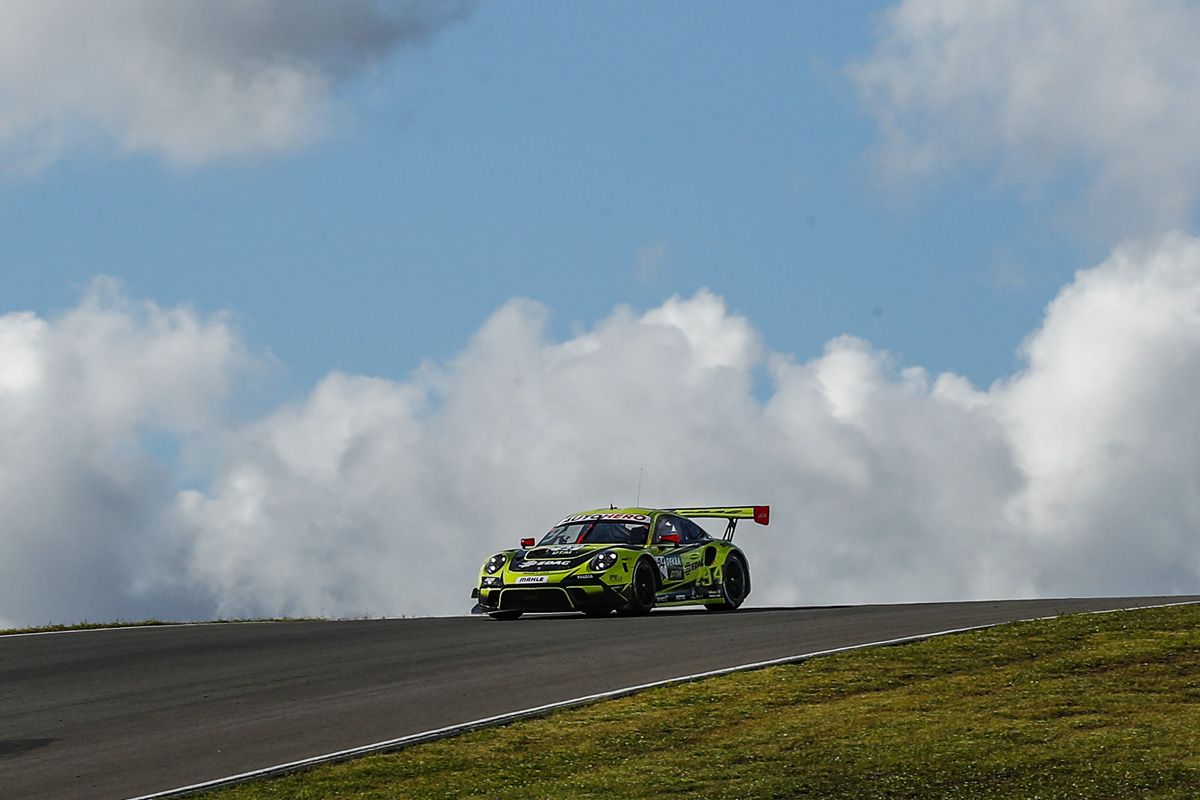 Mejor crono de Olsen y accidente de Wittmann en el test del DTM en Portimao