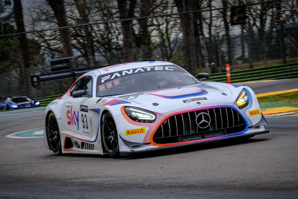 El GT World Challenge Europe 2022 arranca con las 3 Horas de Imola