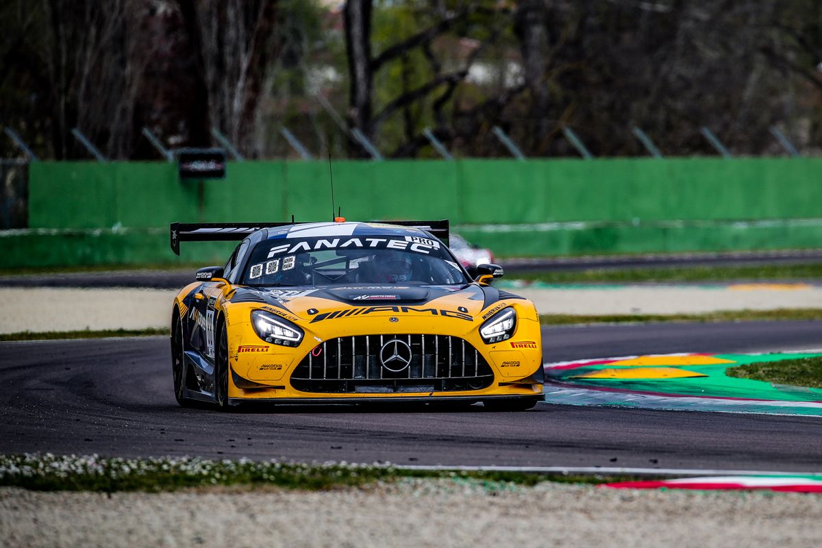 Los GT3 del GTWC Europe inicial la acción al sprint en Brands Hatch