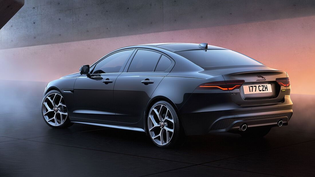 Jaguar XE 2023