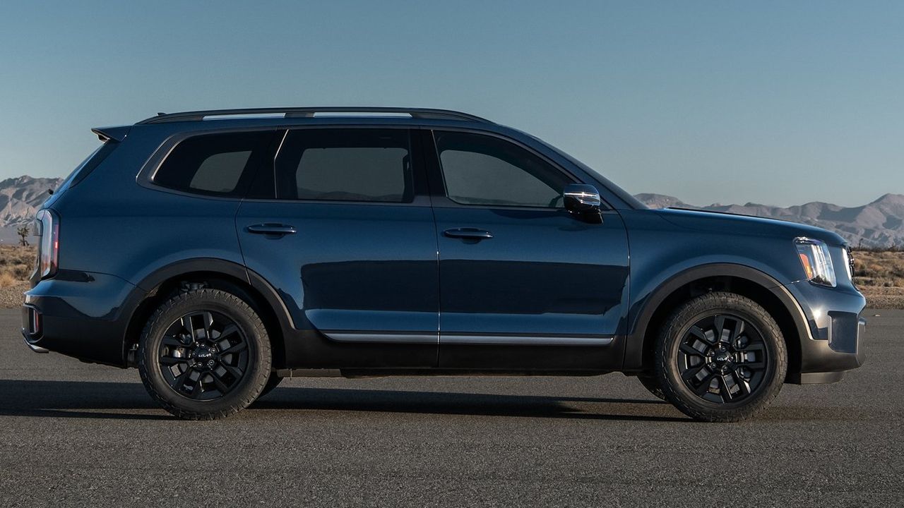 KIA Telluride 2023 - lateral